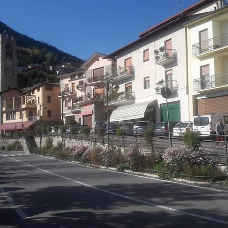 Appartamento Sul Lago D'Iseo Tavernola Bergamasca Luaran gambar