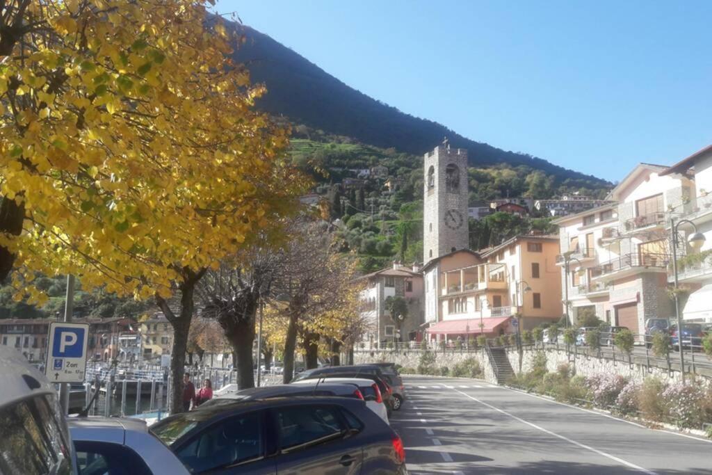 Appartamento Sul Lago D'Iseo Tavernola Bergamasca Luaran gambar